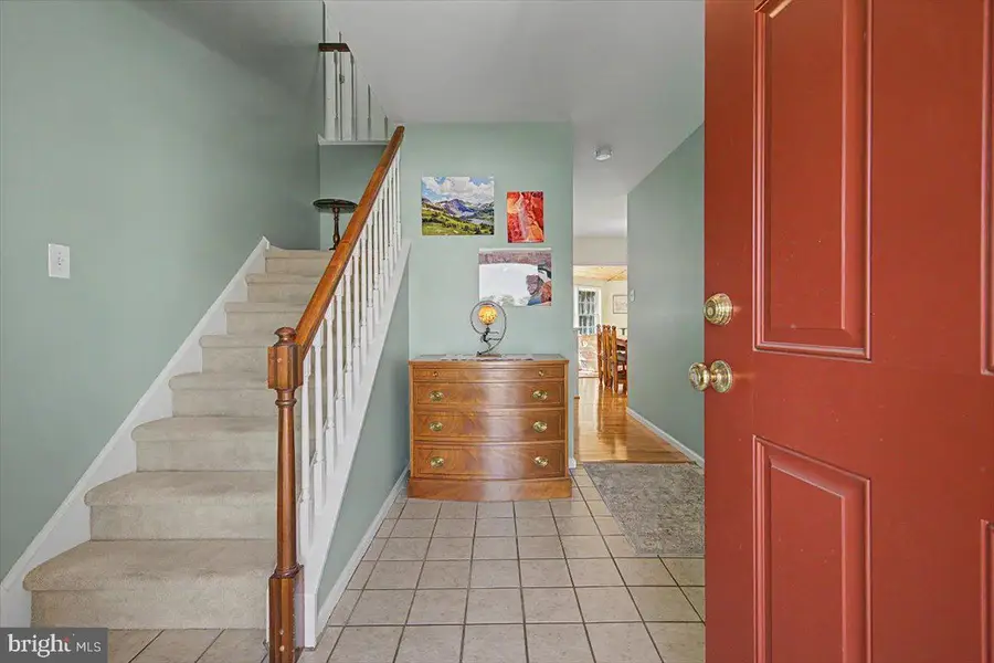 19 Country Hills Dr, Newark, DE 19711 - #2