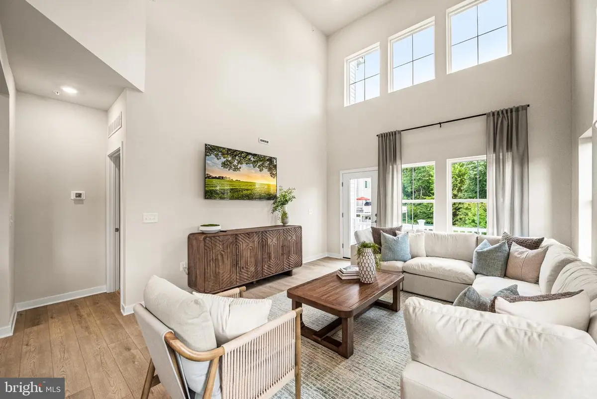 560 Arrowgrass Ln, New Castle, DE 19720 - #1