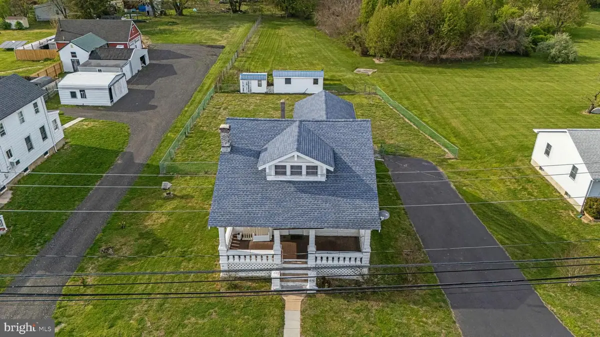 135 Main St, Townsend, DE 19734 - #1