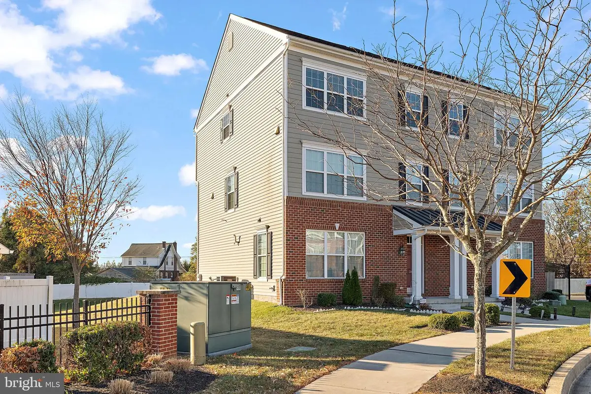 3415 Naamans Dr, Claymont, DE 19703 - #1