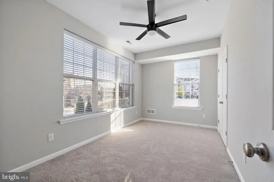 3415 Naamans Dr, Claymont, DE 19703 - #3