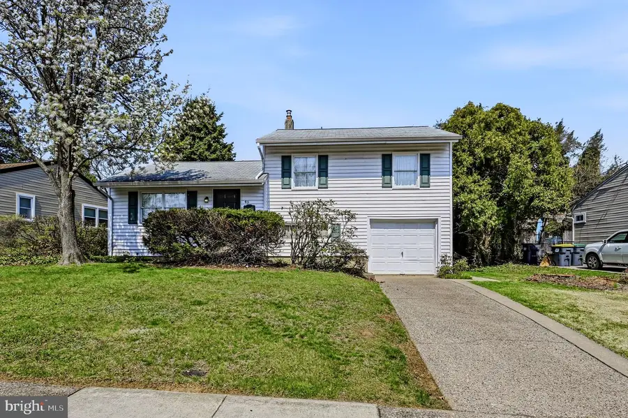 49 E Avon Dr, Claymont, DE 19703 - #3