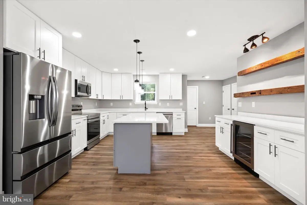 4437 Dupont Pky, Townsend, DE 19734 - #1