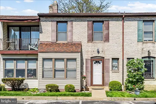 11 West Ct #11, WILMINGTON, DE 19810