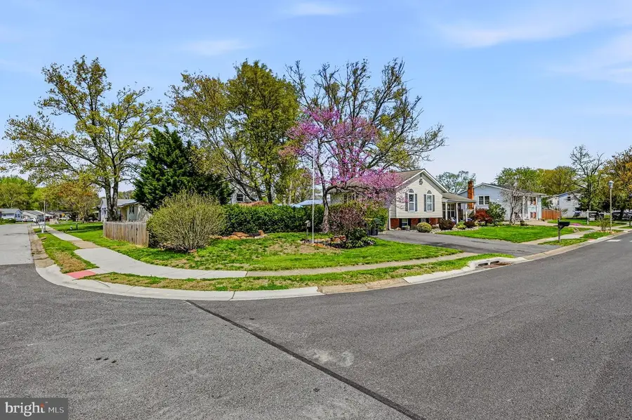 884 Broadfield Dr, Newark, DE 19713 - #3