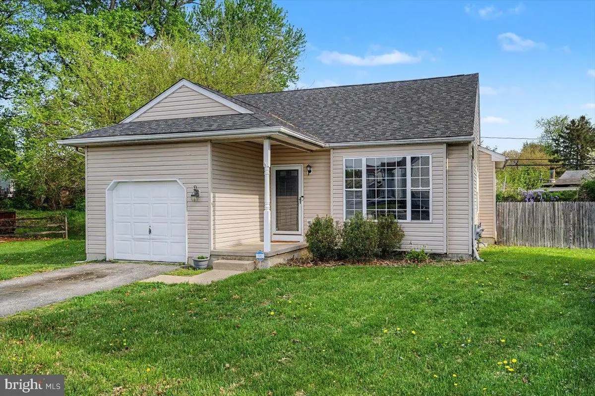 143 N Katrin Cir, New Castle, DE 19720 - #1