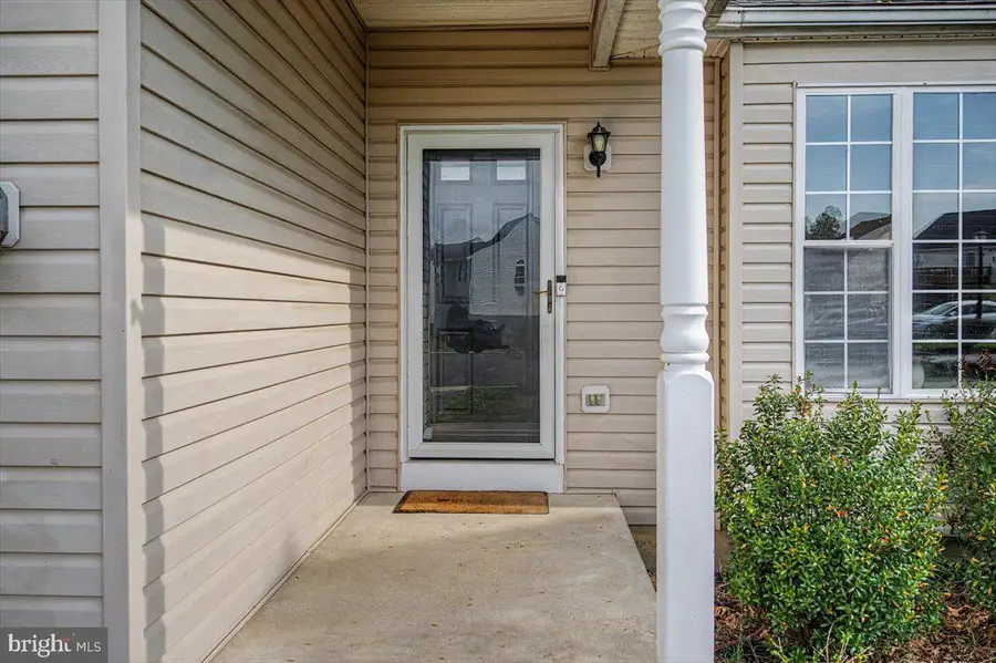 143 N Katrin Cir, New Castle, DE 19720 - #2