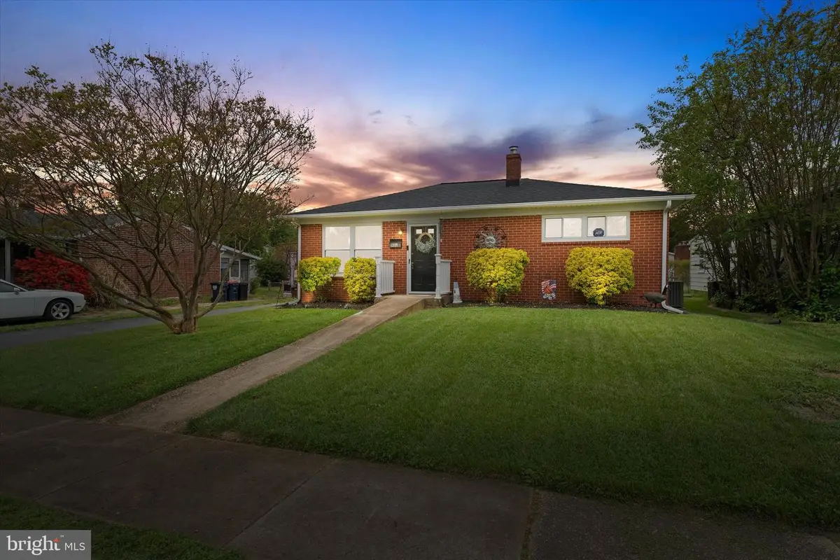 906 S Vernon St, Middletown, DE 19709 - #1