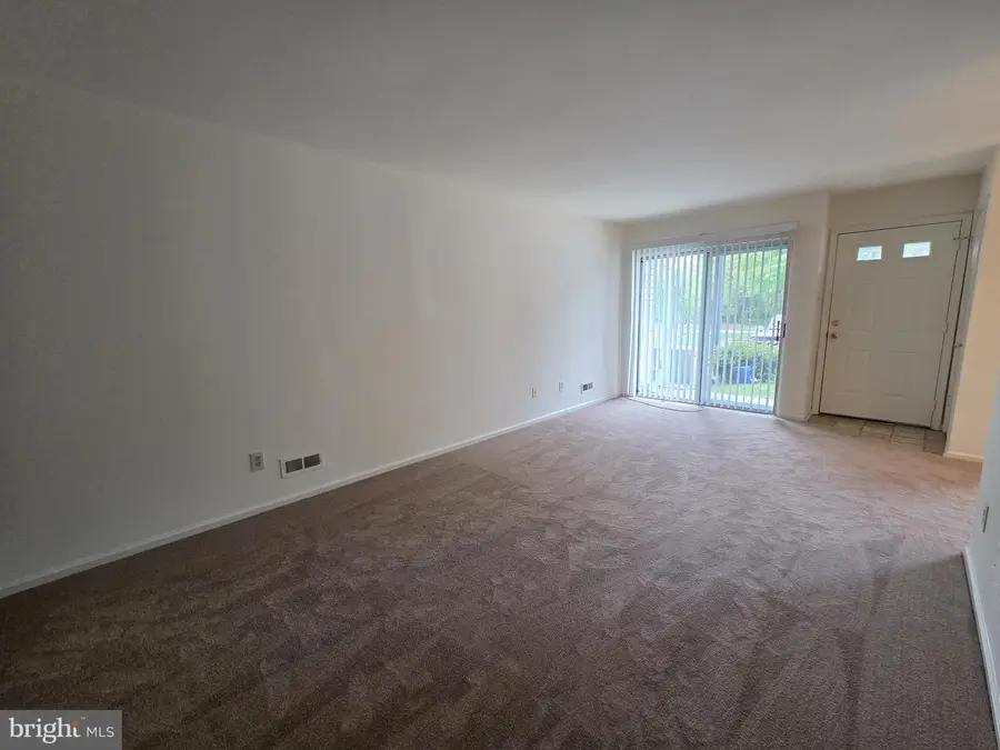 202 Highland Blvd #d, New Castle, DE 19720 - #2