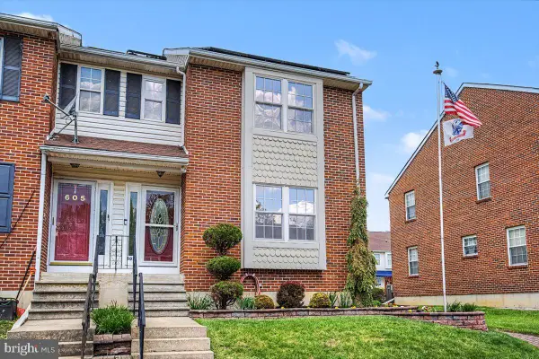 607 5th St, NEWARK, DE 19711