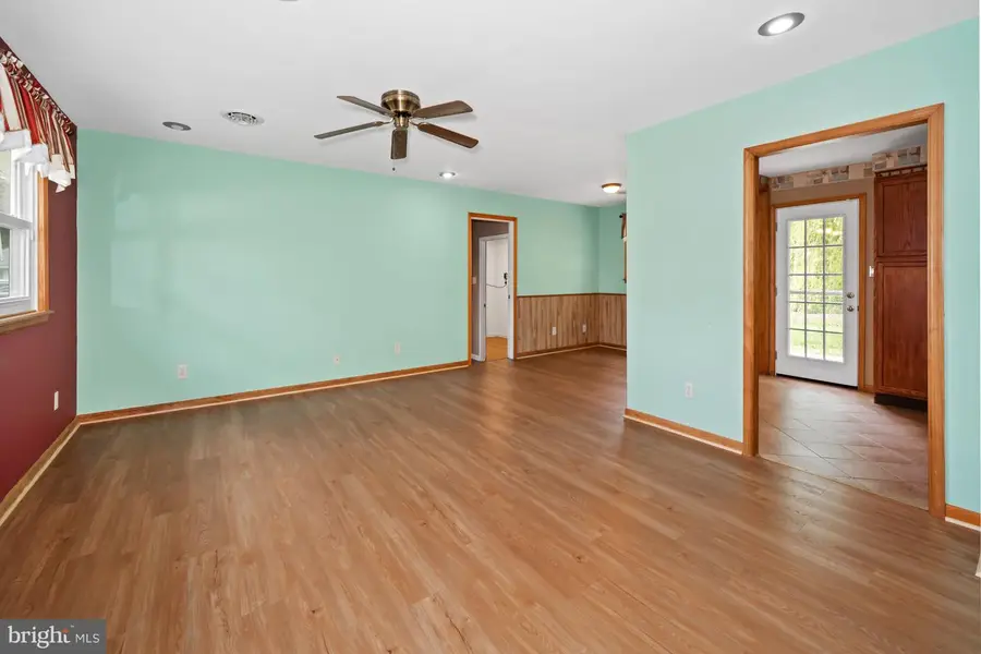 1025 S Gerald Dr, Newark, DE 19713 - #3