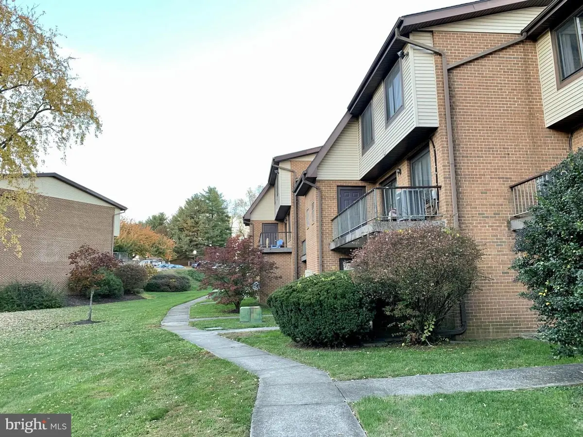 4860 W Brigantine Ct, Wilmington, DE 19808 - #1