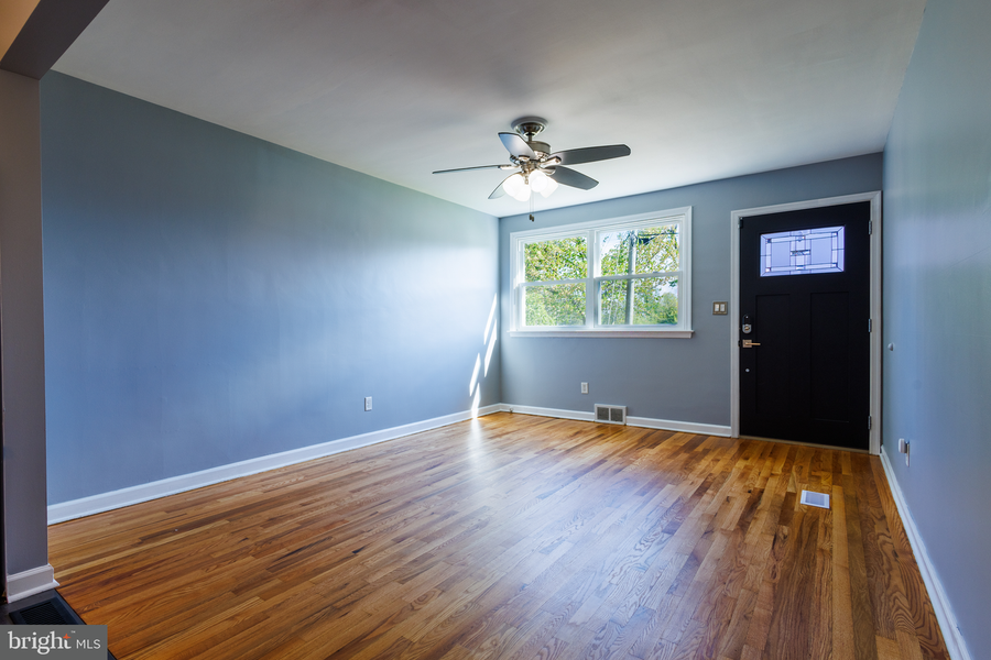 303 Silverbrook Dr, Wilmington, DE 19804 - #2