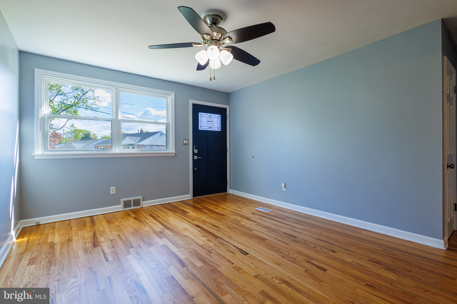 303 Silverbrook Dr, Wilmington, DE 19804 - #3