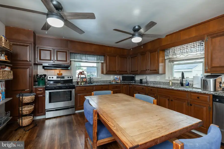 913 Aldon Rd, Claymont, DE 19703 - #3