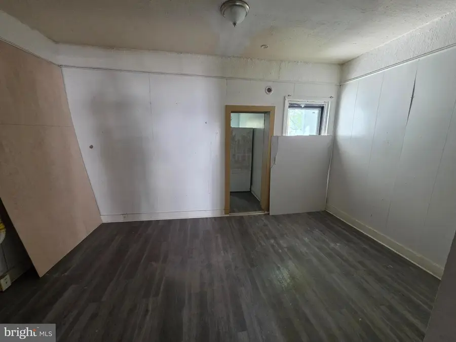 827 E 17th St, Wilmington, DE 19802 - #3