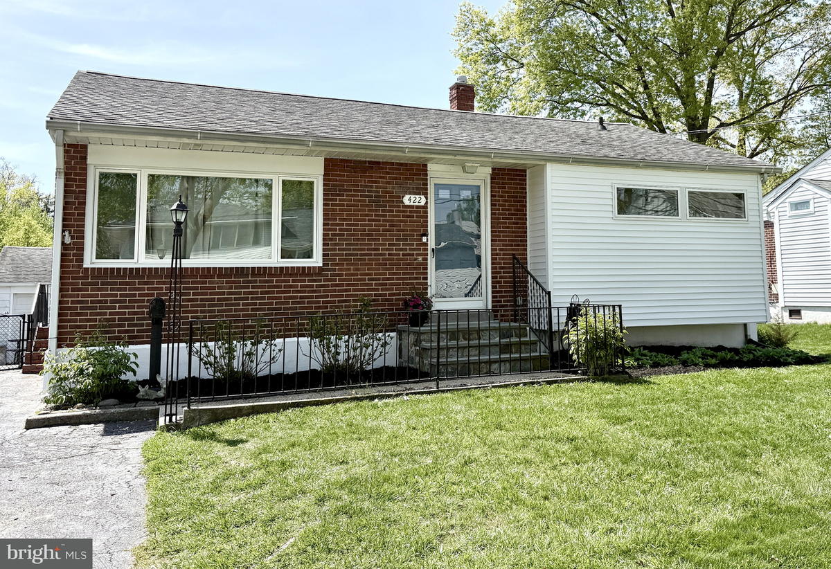 422 Roseanna Ave, Wilmington, DE 19803 - #1