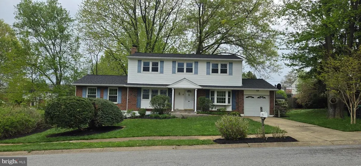 5 Crown Ct, Wilmington, DE 19810 - #1
