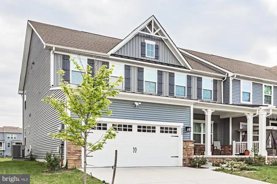 604 Longleaf Dr, Newark, DE 19702 - #2