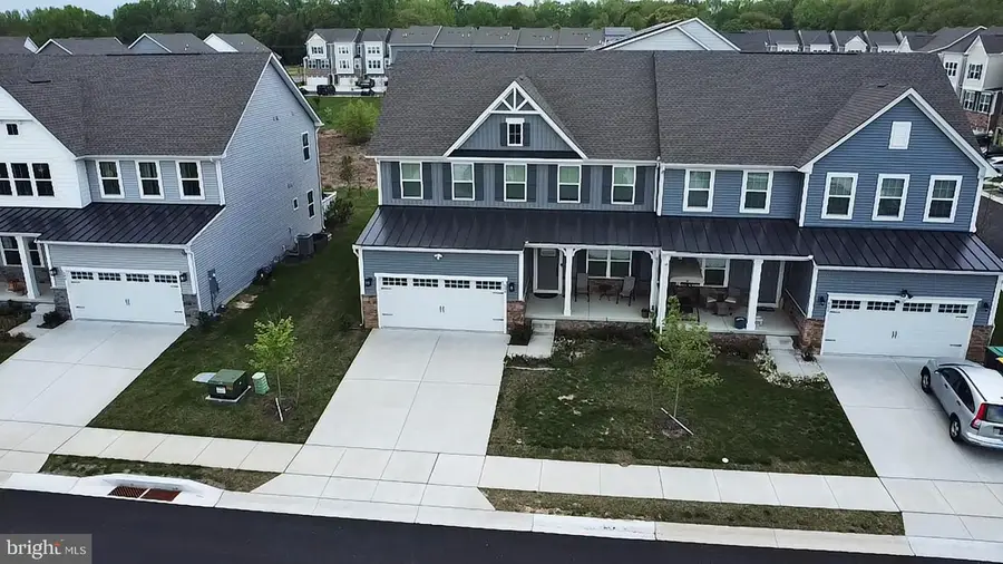 604 Longleaf Dr, Newark, DE 19702 - #3