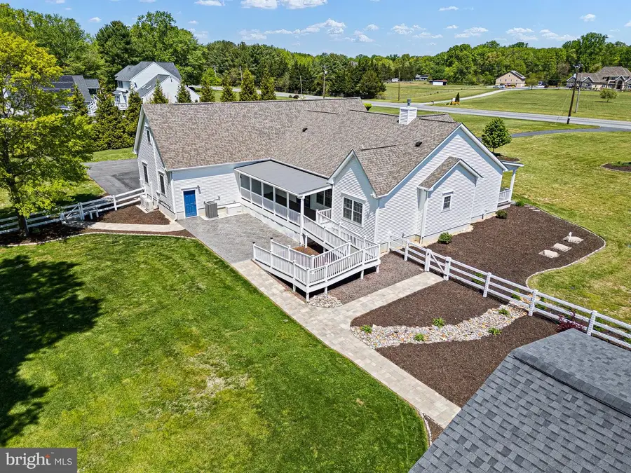 5916 Summit Bridge Rd, Townsend, DE 19734 - #2