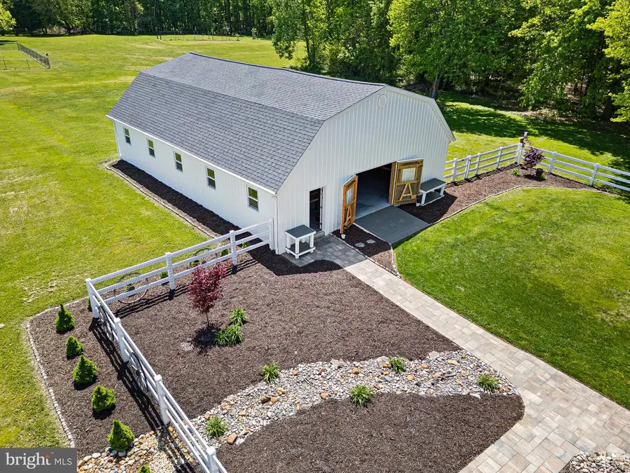 5916 Summit Bridge Rd, Townsend, DE 19734 - #3