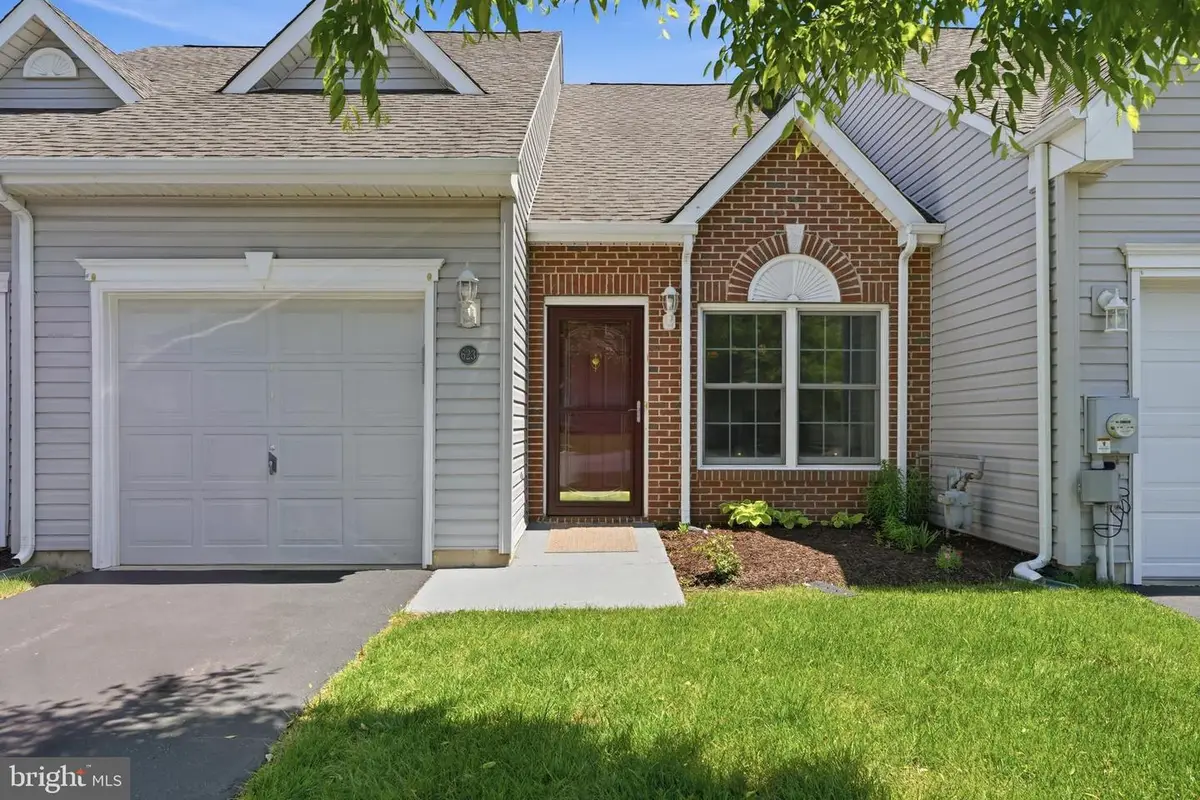 623 Kendall Dr, Bear, DE 19701 - #1
