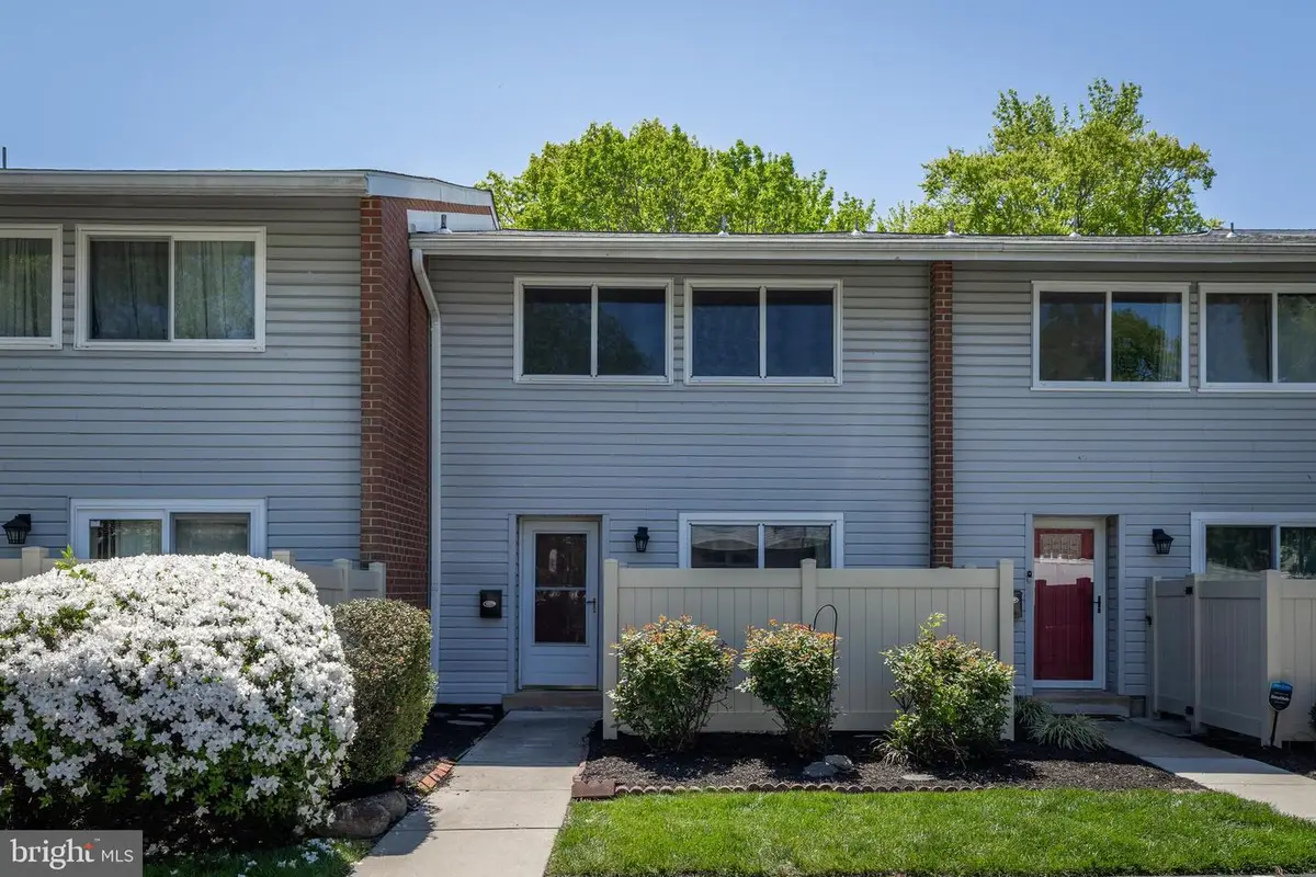 8 Mallow Pl, Wilmington, DE 19810 - #1