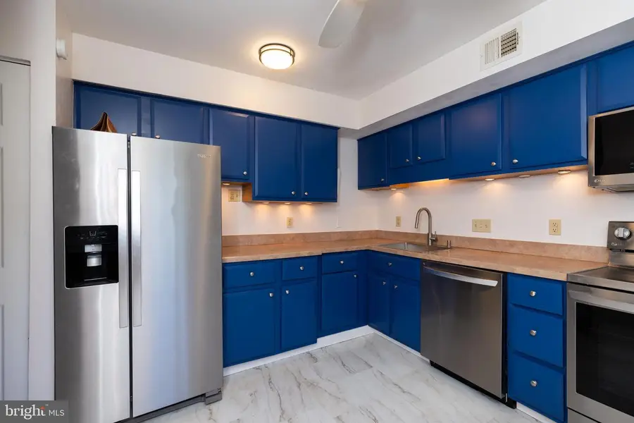 8 Mallow Pl, Wilmington, DE 19810 - #3