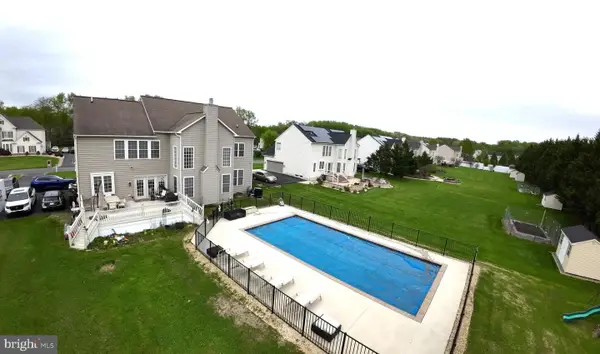 74 Hempstead Dr, NEWARK, DE 19702