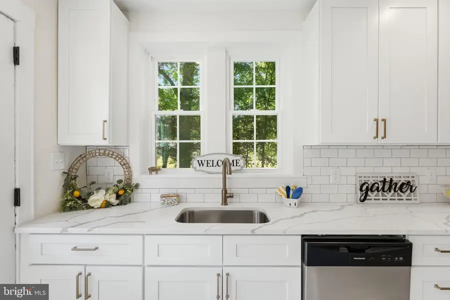 2042 Clark St, Wilmington, DE 19805 - #3