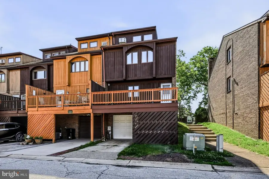 27 Servan Ct, Wilmington, DE 19805 - #3
