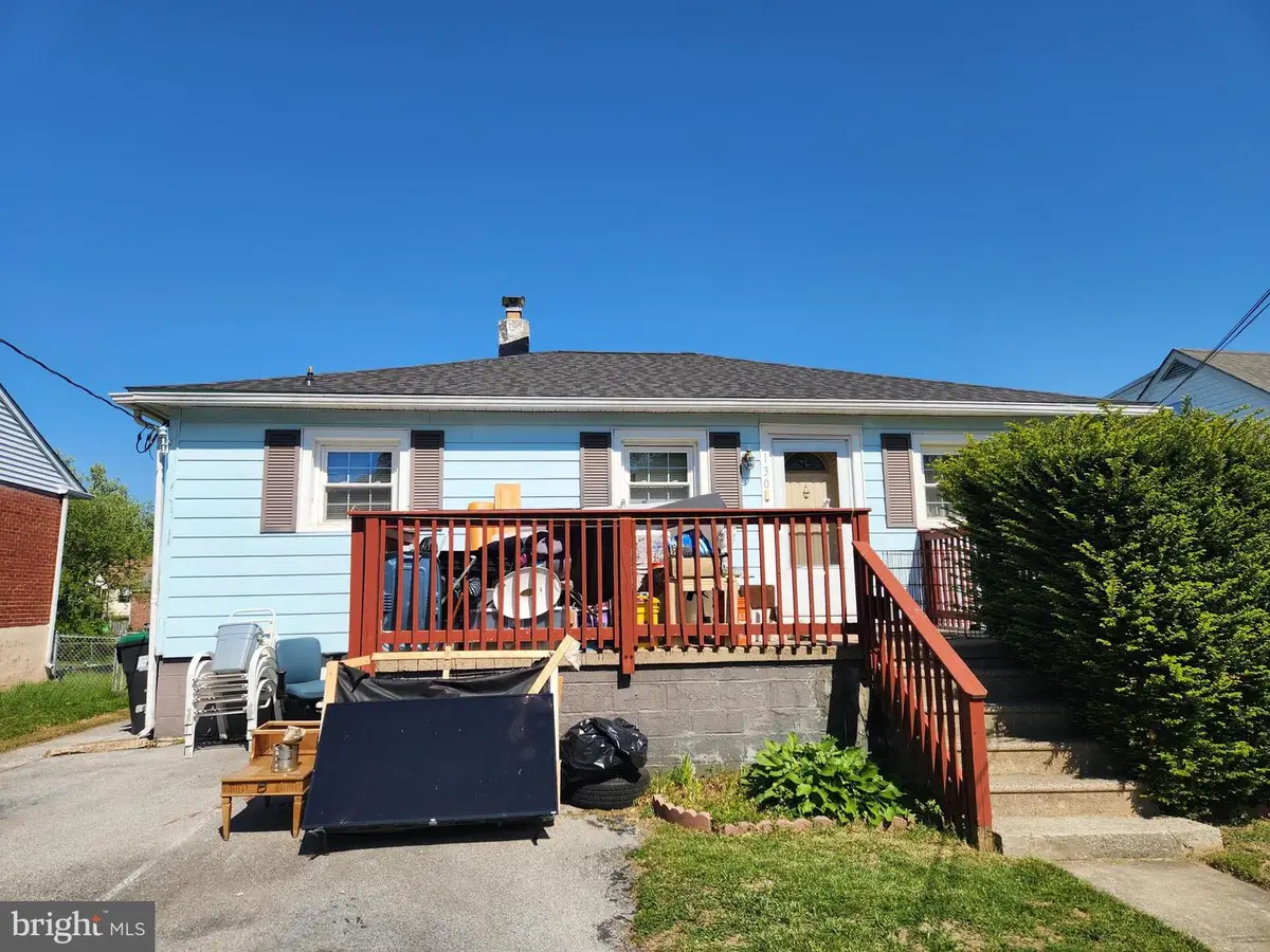 130 S Clifton Ave, Wilmington, DE 19805 - #1