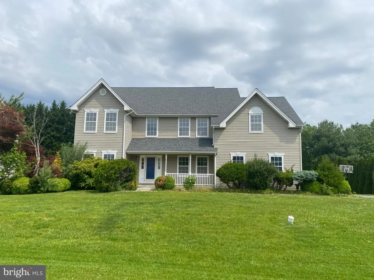 102 Sweethollow Dr, Bear, DE 19701 - #1