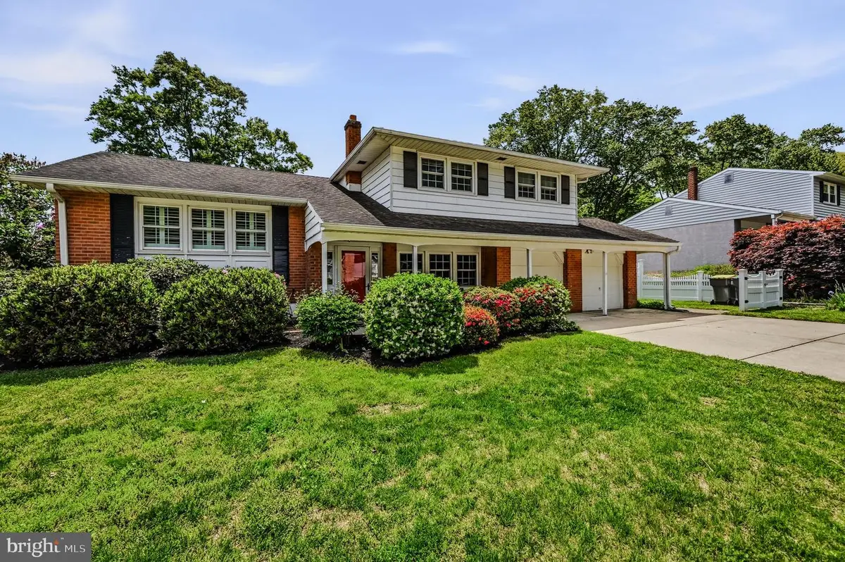 122 Chapel Hill Dr, Newark, DE 19711 - #1