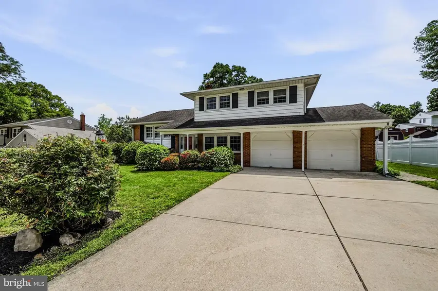 122 Chapel Hill Dr, Newark, DE 19711 - #3
