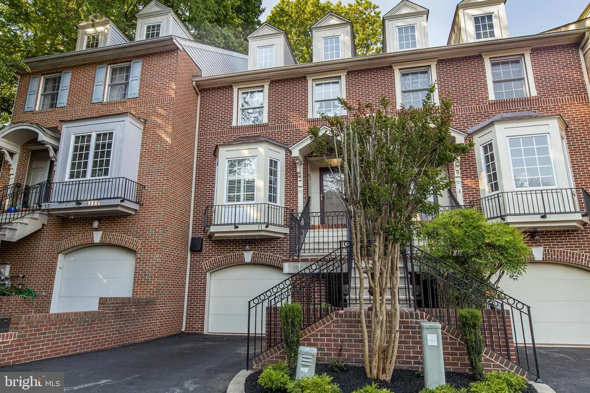 11 Rockford Mews Ct, Wilmington, DE 19806 - #1