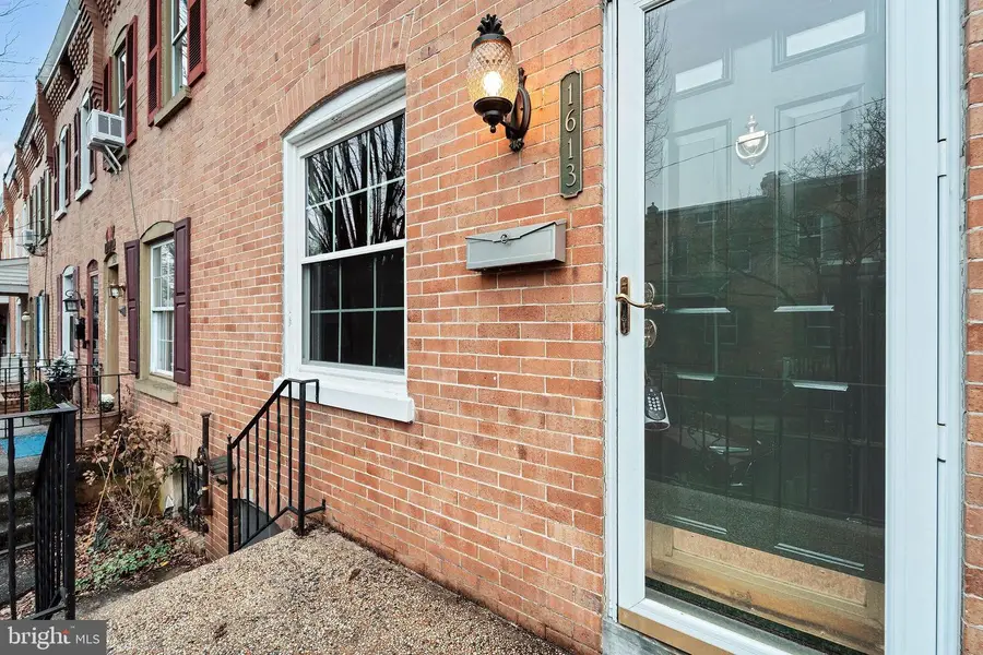1613 Laurel St, Wilmington, DE 19806 - #2