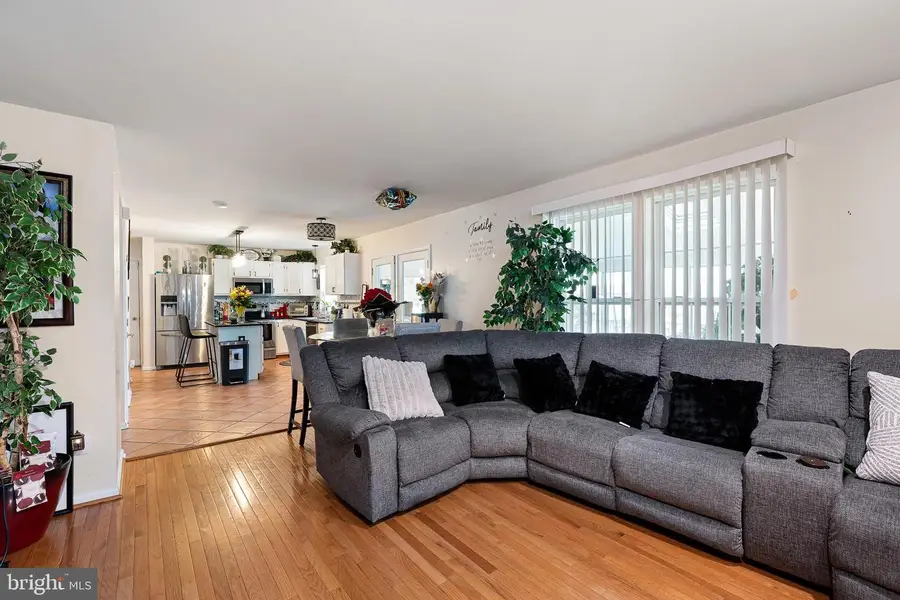 805 Cornstalk Dr, New Castle, DE 19720 - #2