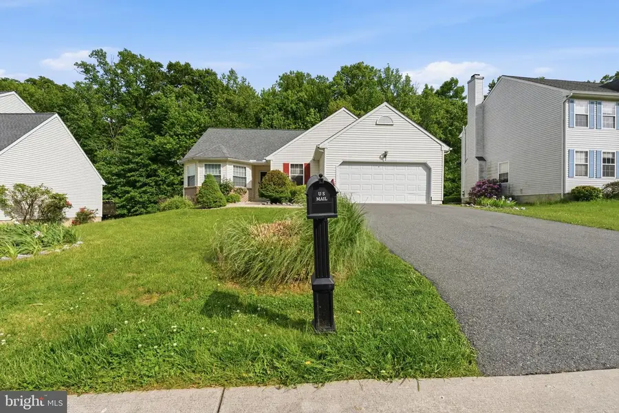 279 E Flagstone Dr, Newark, DE 19702 - #3