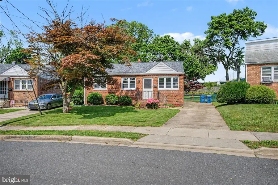 211 Dumont Rd, Wilmington, DE 19804 - #2