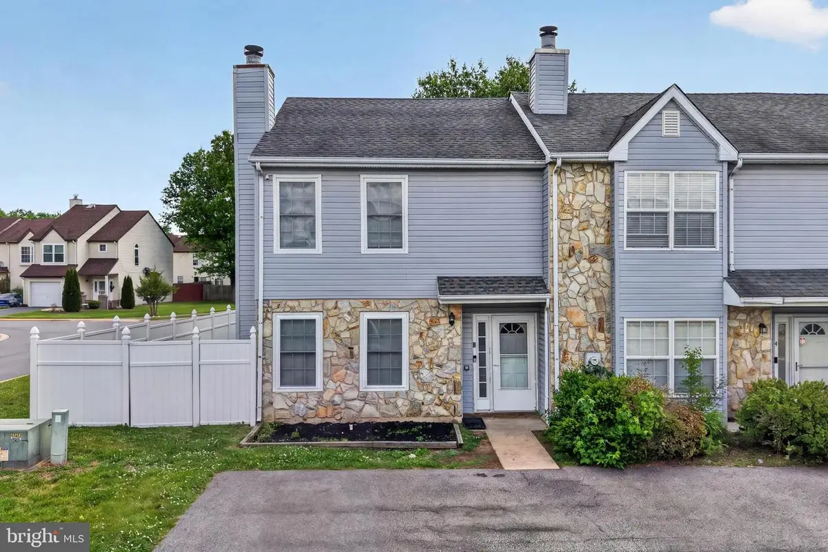2 Von Steuben Ct, Newark, DE 19702 - #1