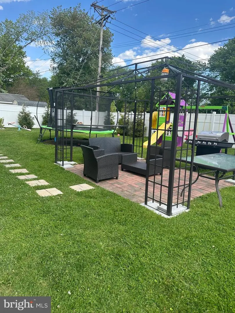 35 Chaucer Dr, Newark, DE 19713 - #3