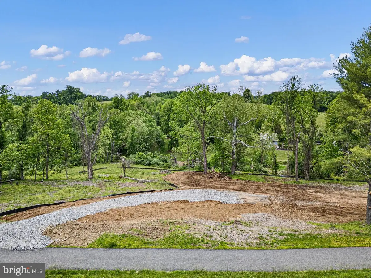 5 Pheasants Ridge S, Wilmington, DE 19807 - #1