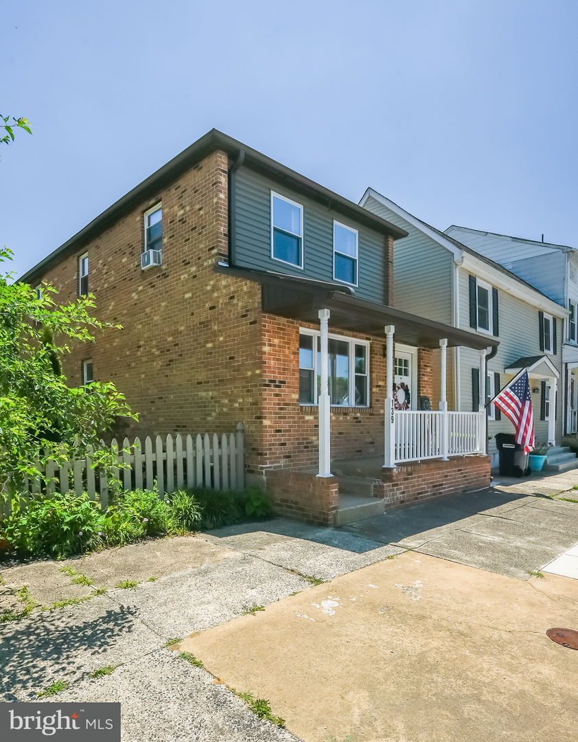 139 Clinton St, Delaware City, DE 19706 - #2
