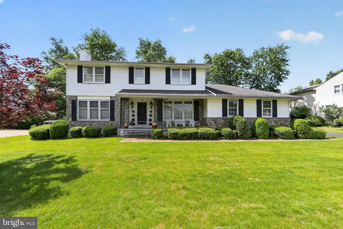 9 Crenshaw Dr, Wilmington, DE 19810 - #1
