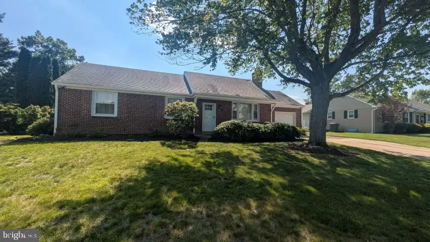 22 W Dale Rd, Wilmington, DE 19810 - #1