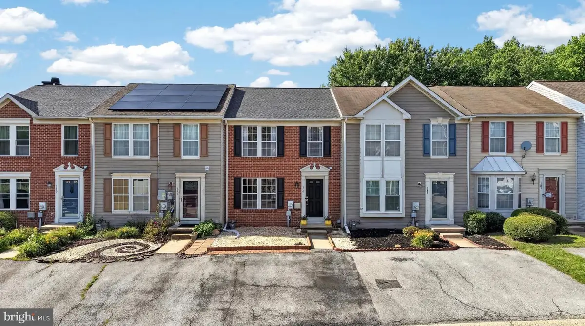 111 W Newtown Pl, Newark, DE 19702 - #1