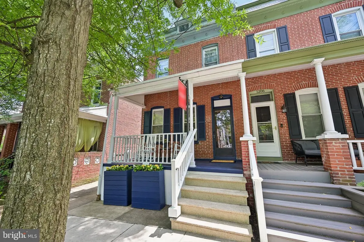 1208 N Dupont St, Wilmington, DE 19806 - #1