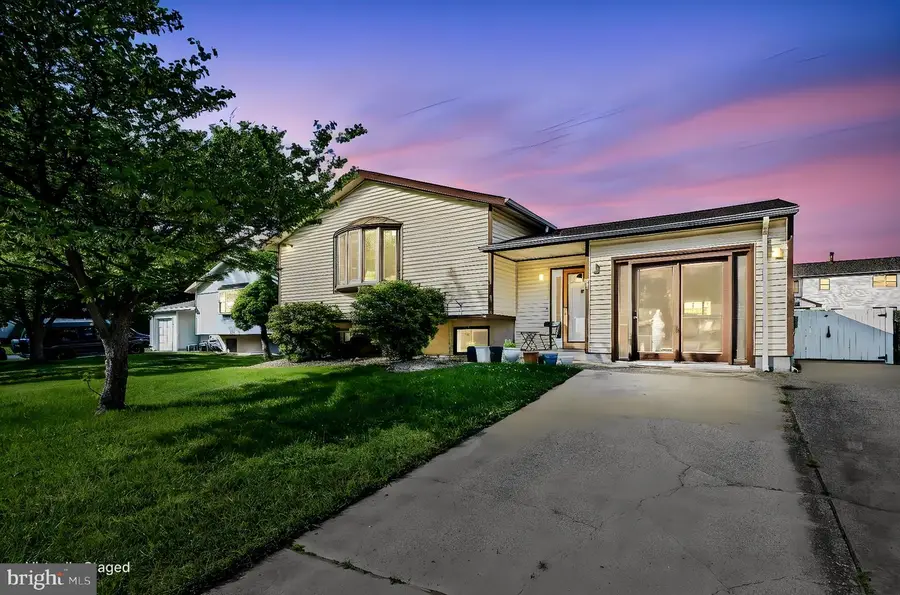 34 Robert Oakes Dr, Newark, DE 19713 - #2
